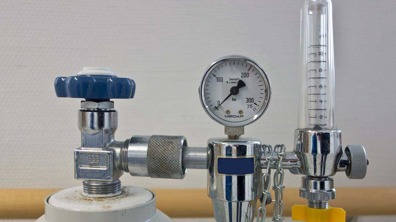 oxygen, pressure regulator, oxygen lax